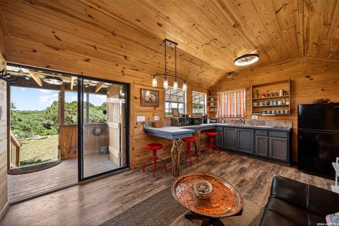 248 Lakeshore Bandera TX 78003