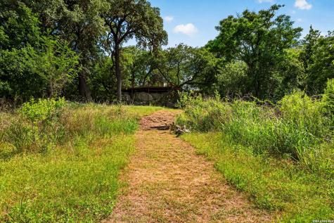 248 Lakeshore Bandera TX 78003