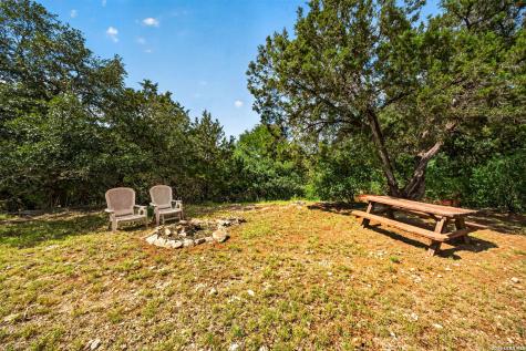 248 Lakeshore Bandera TX 78003