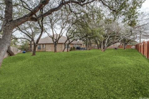1325 Black Oak Drive Schertz TX 78154