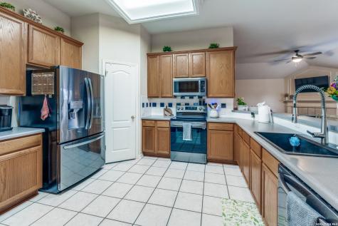1325 Black Oak Drive Schertz TX 78154