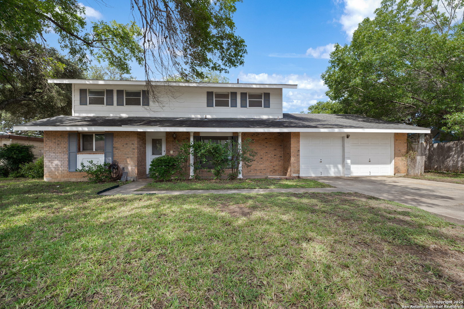 5214 La Barranca Street San Antonio TX 78233