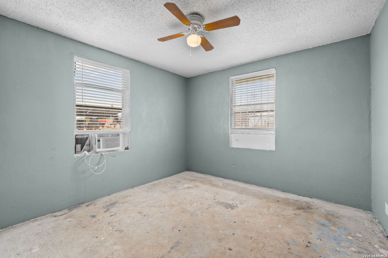 844 County Road 6846 Lytle TX 78052