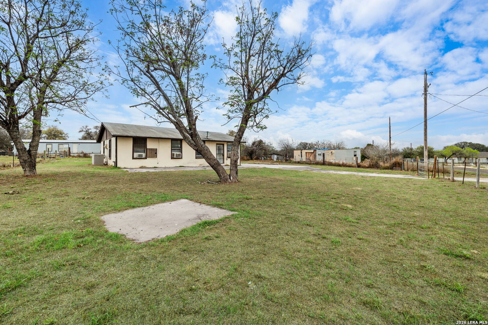 844 County Road 6846 Lytle TX 78052