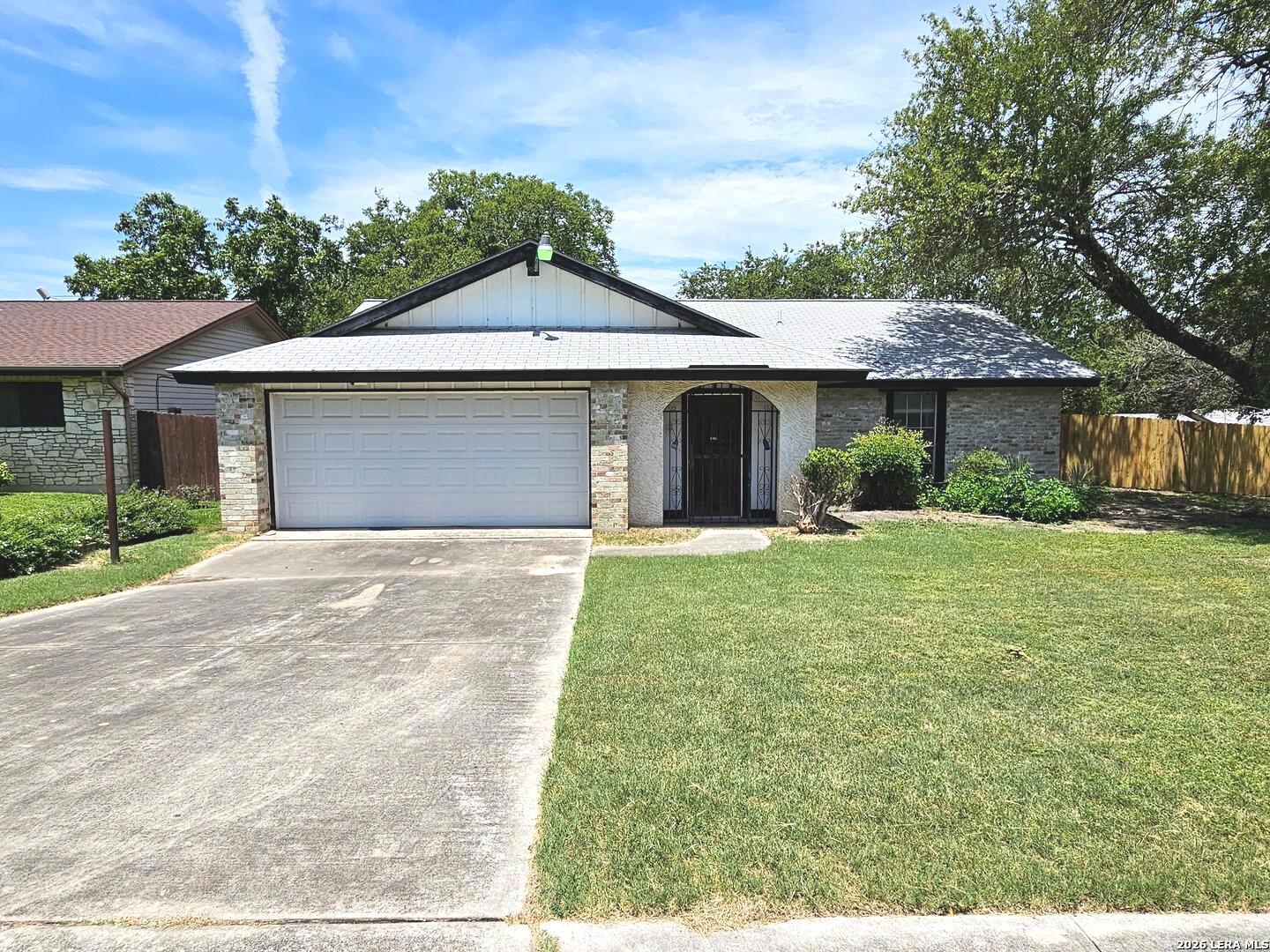 11243 El Sendero Street San Antonio TX 78233