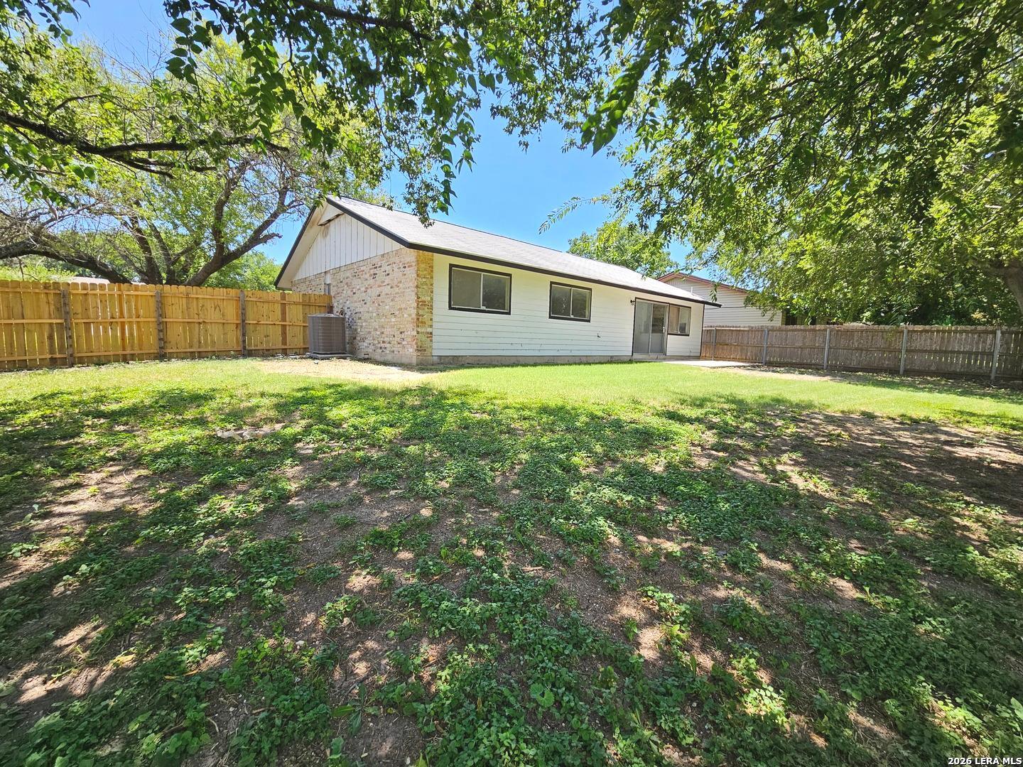 11243 El Sendero Street San Antonio TX 78233