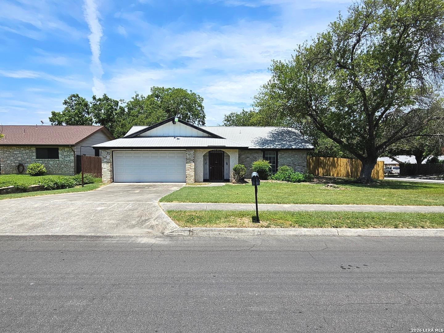 11243 El Sendero Street San Antonio TX 78233