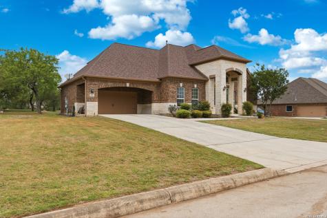 146 Sunrise Hill Castroville TX 78009