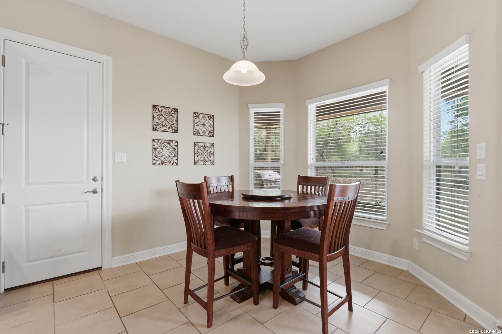 146 Sunrise Hill Castroville TX 78009