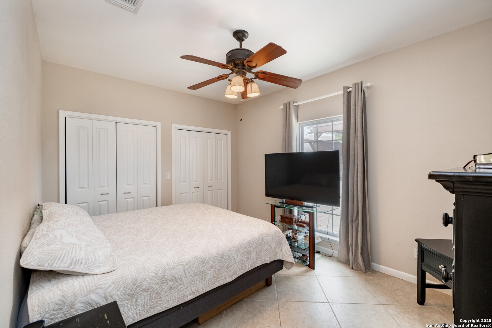 233 N Fork Bandera TX 78003