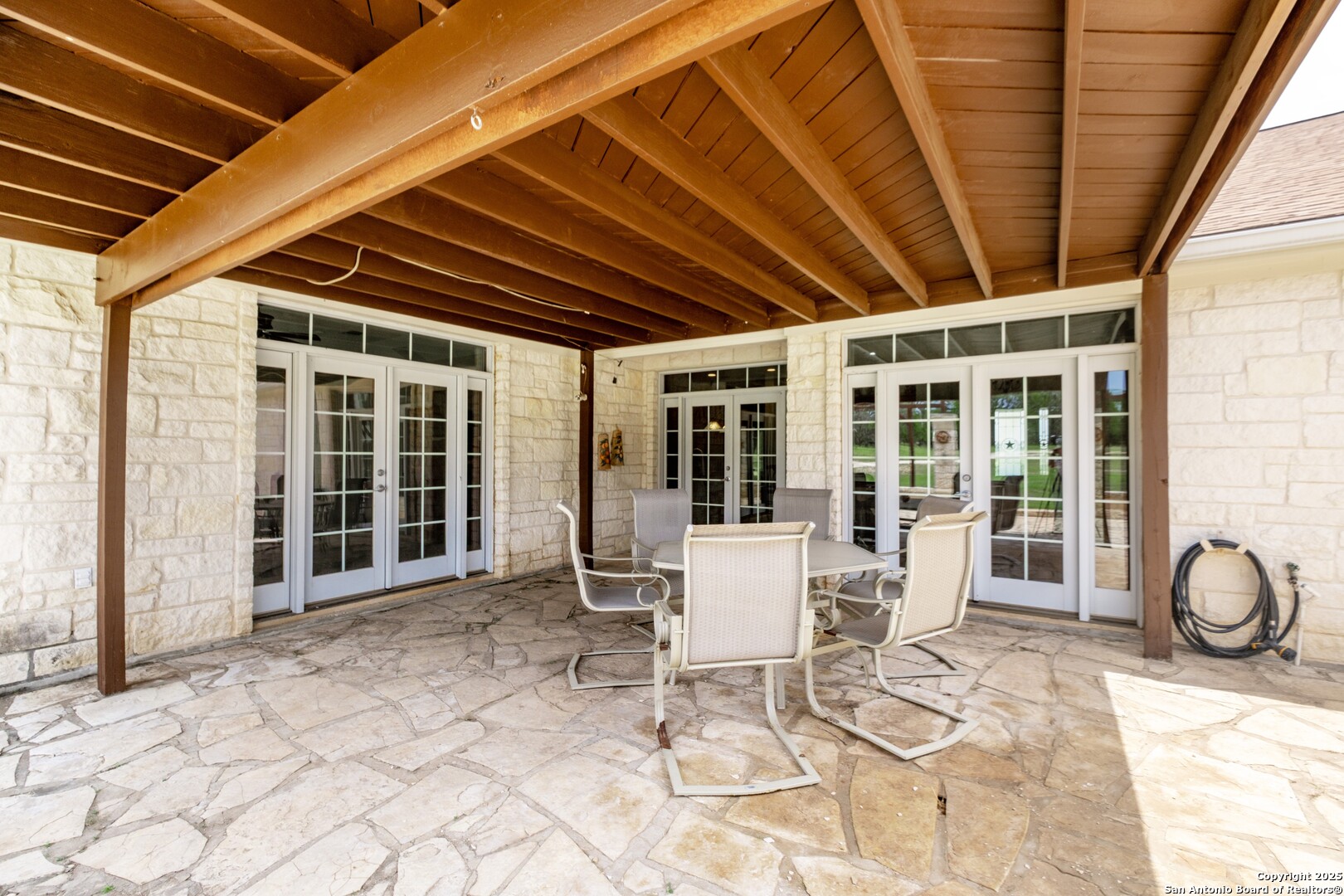 233 N Fork Bandera TX 78003