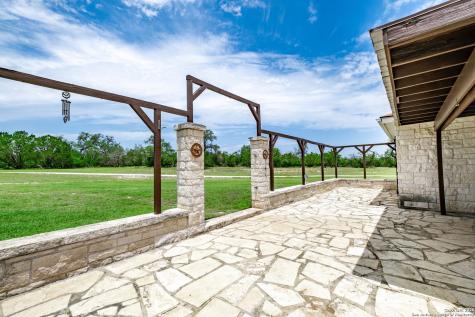 233 N Fork Bandera TX 78003