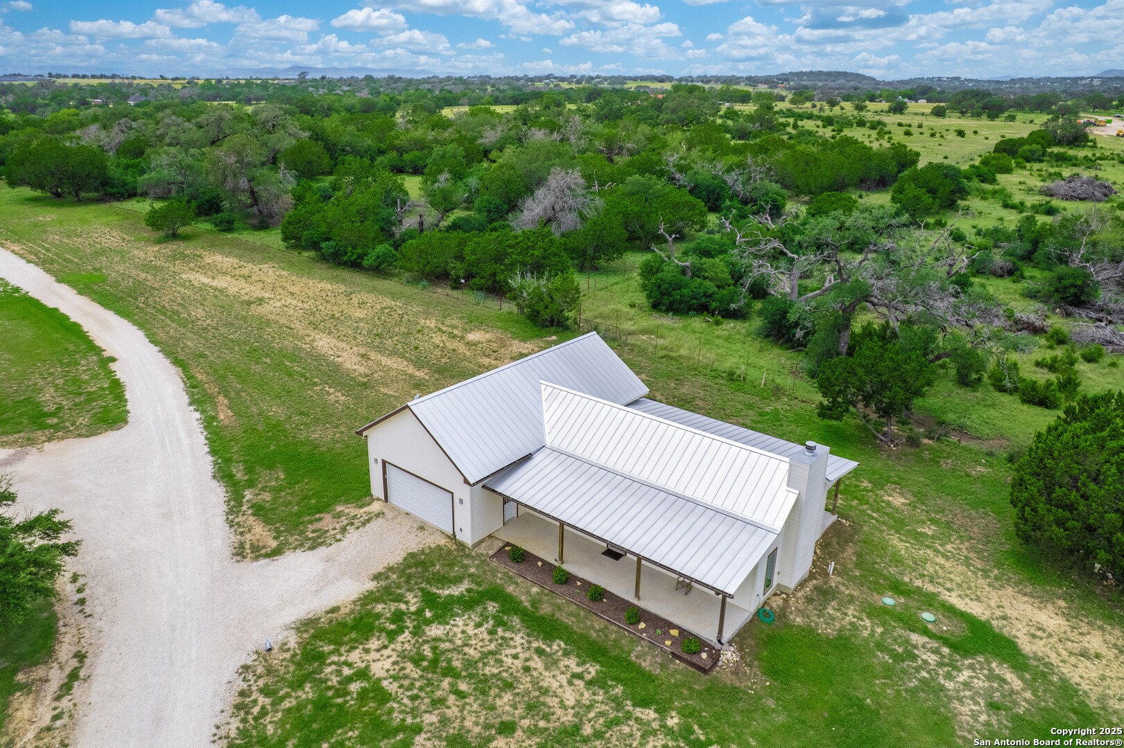 233 N Fork Bandera TX 78003