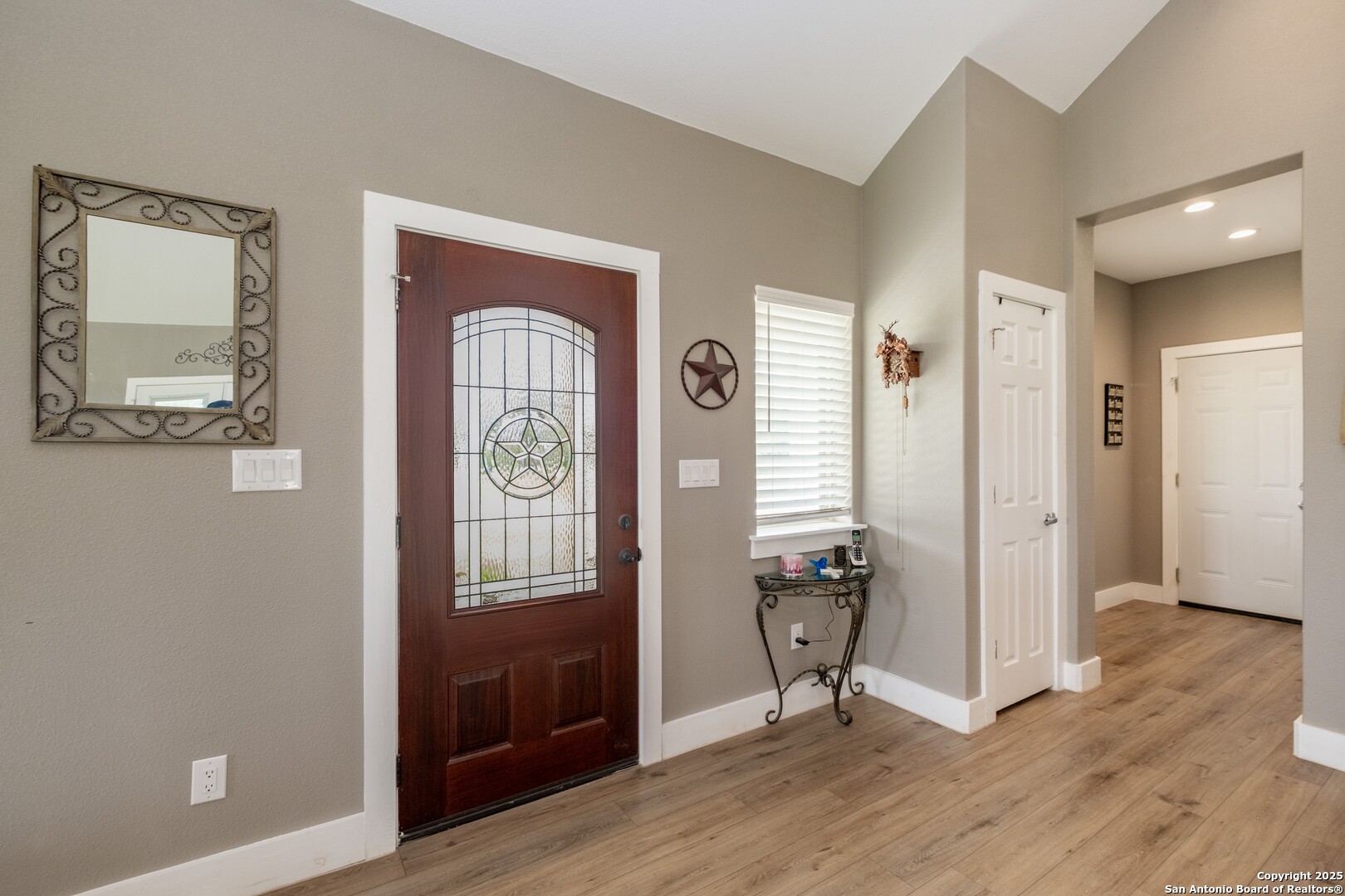 233 N Fork Bandera TX 78003
