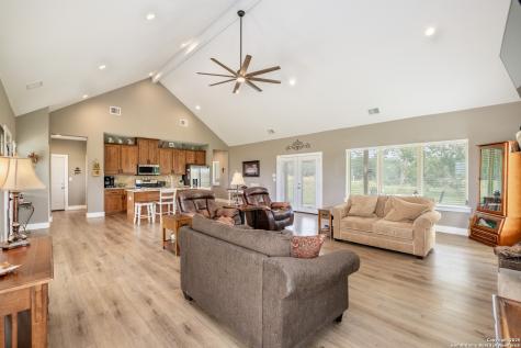 233 N Fork Bandera TX 78003