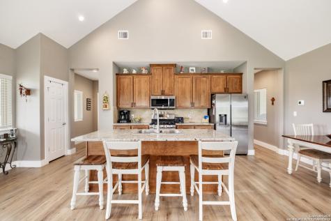 233 N Fork Bandera TX 78003