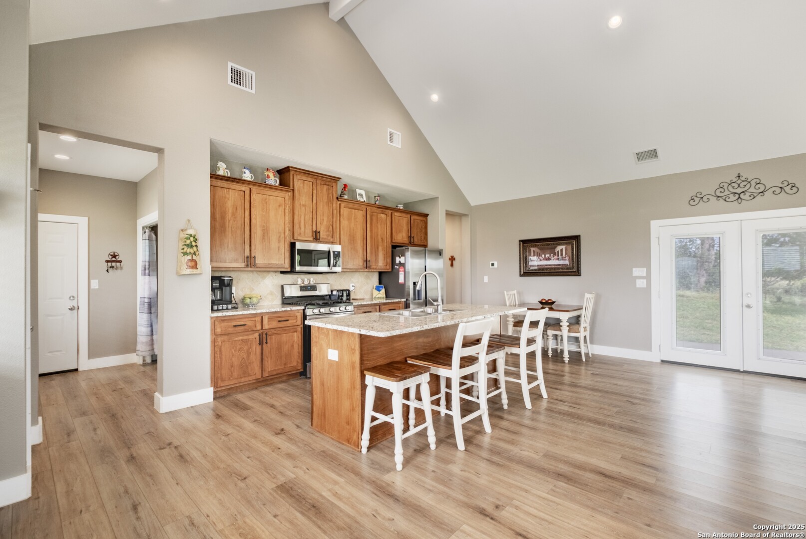 233 N Fork Bandera TX 78003