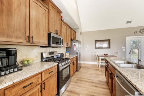233 N Fork Bandera TX 78003