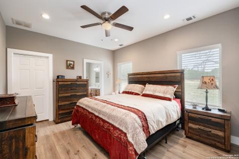 233 N Fork Bandera TX 78003