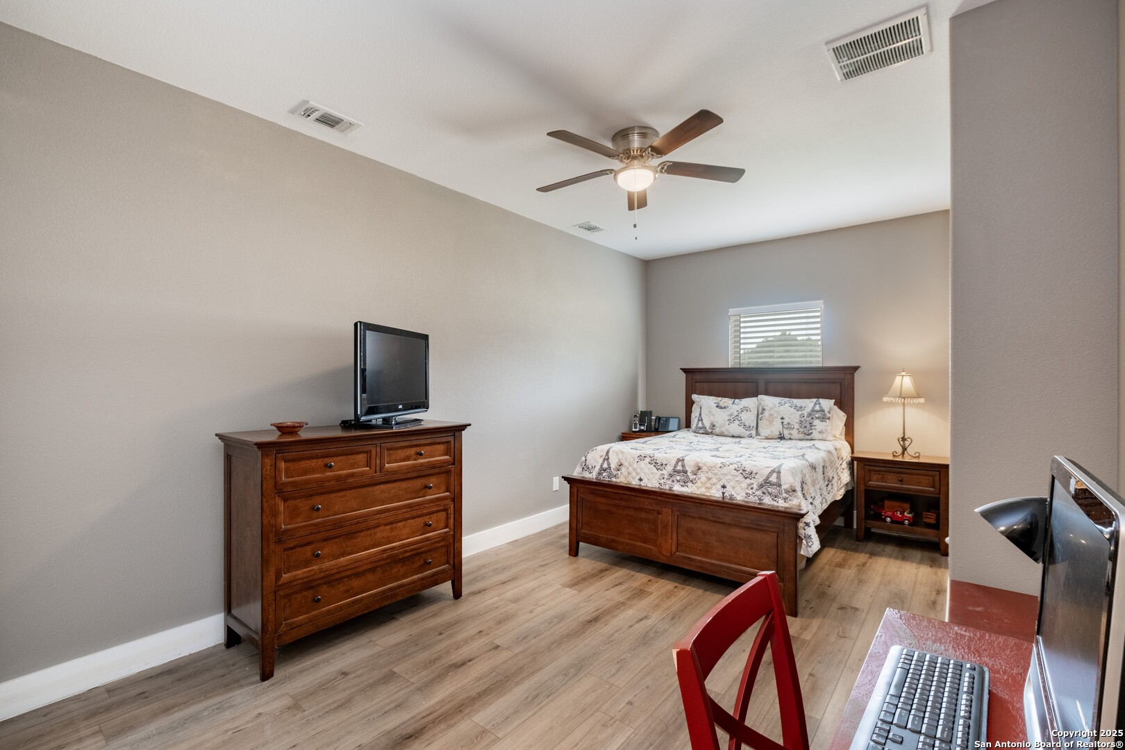 233 N Fork Bandera TX 78003