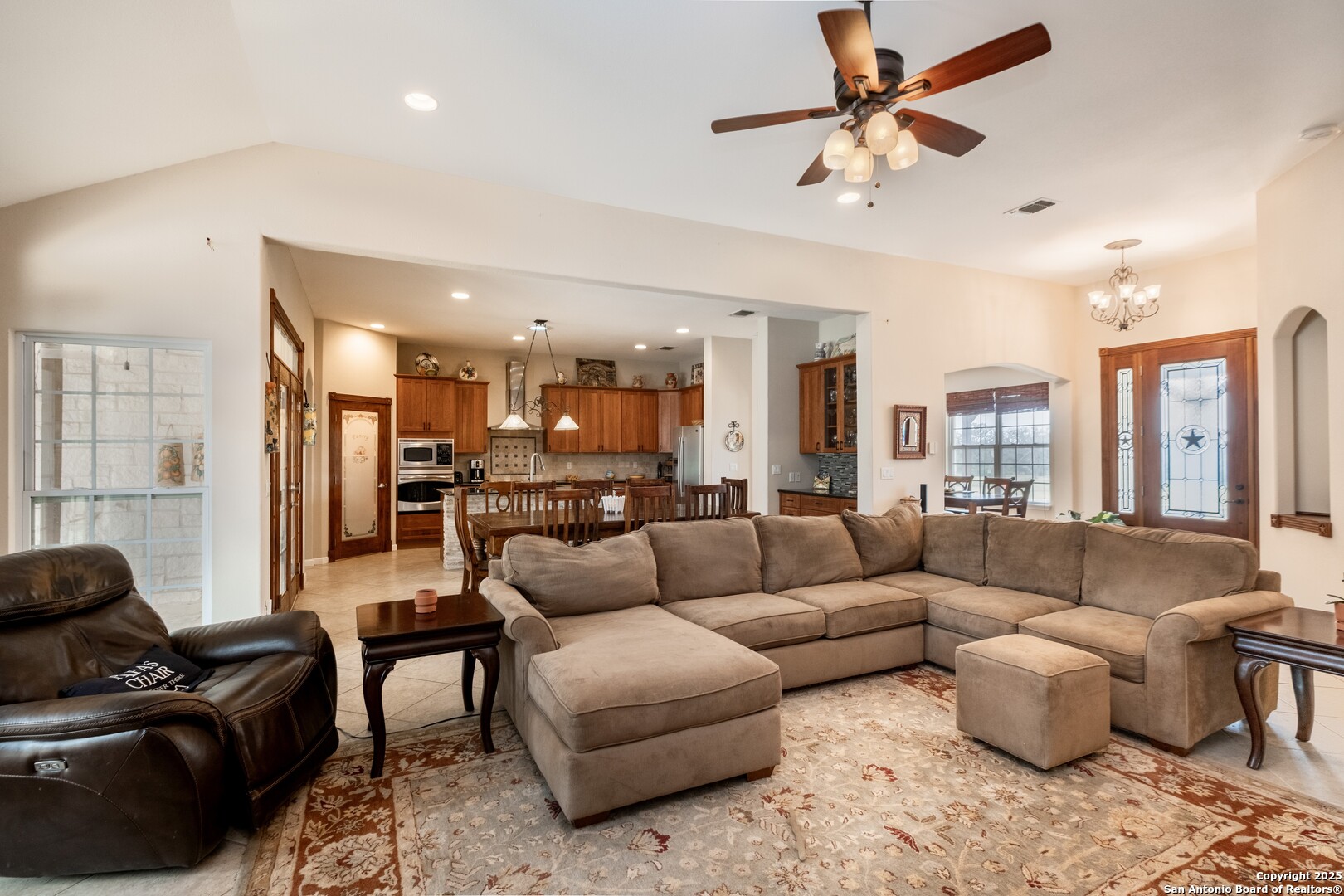 233 N Fork Bandera TX 78003