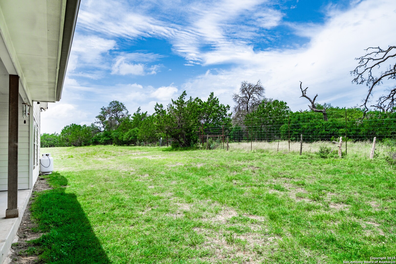 233 N Fork Bandera TX 78003