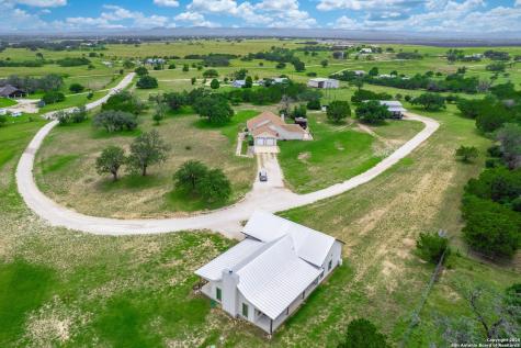 233 N Fork Bandera TX 78003