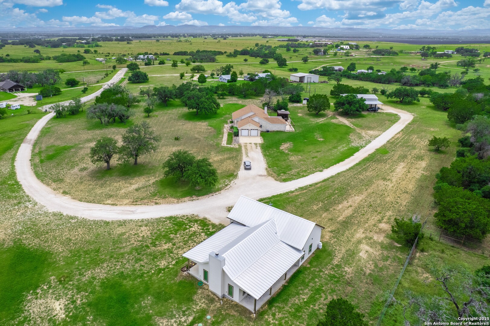 233 N Fork Bandera TX 78003