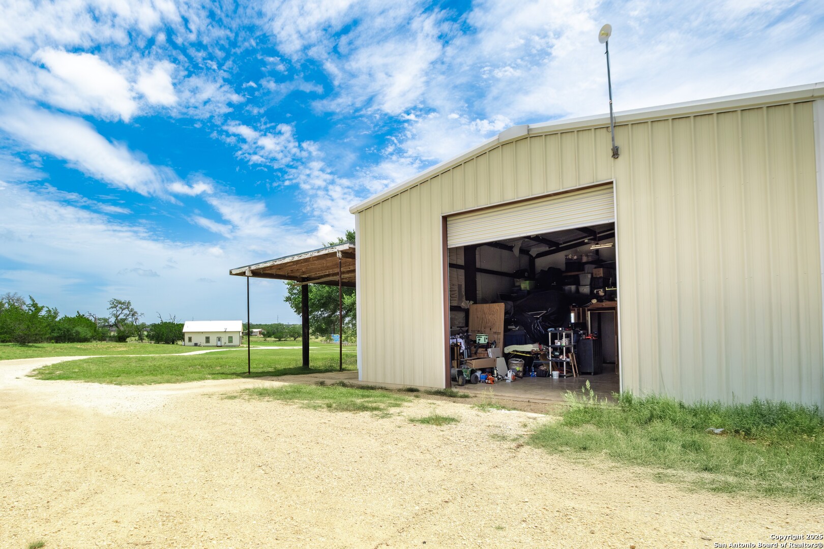 233 N Fork Bandera TX 78003