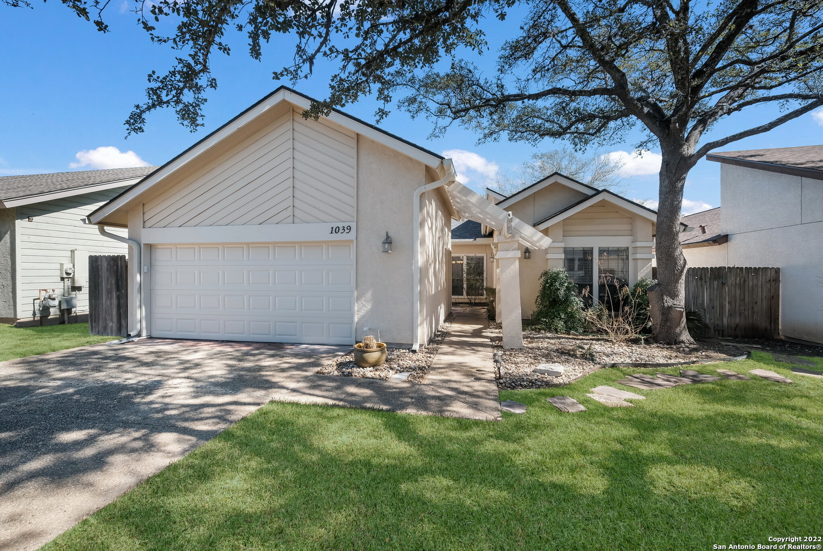 1039 River Glen W San Antonio TX 78216