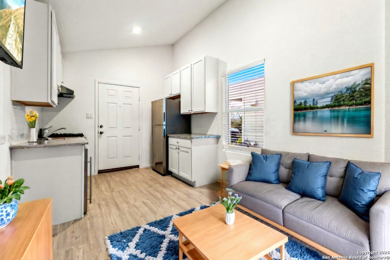 4283 Thalweg San Antonio TX 78223