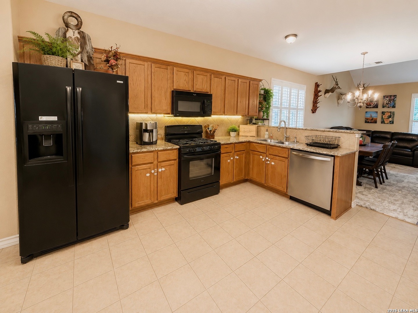1848 Lost Trail Pleasanton TX 78064