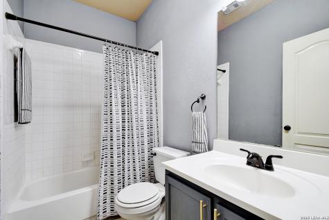248 Cloud Crossing Cibolo TX 78108