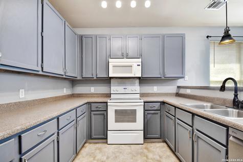 248 Cloud Crossing Cibolo TX 78108