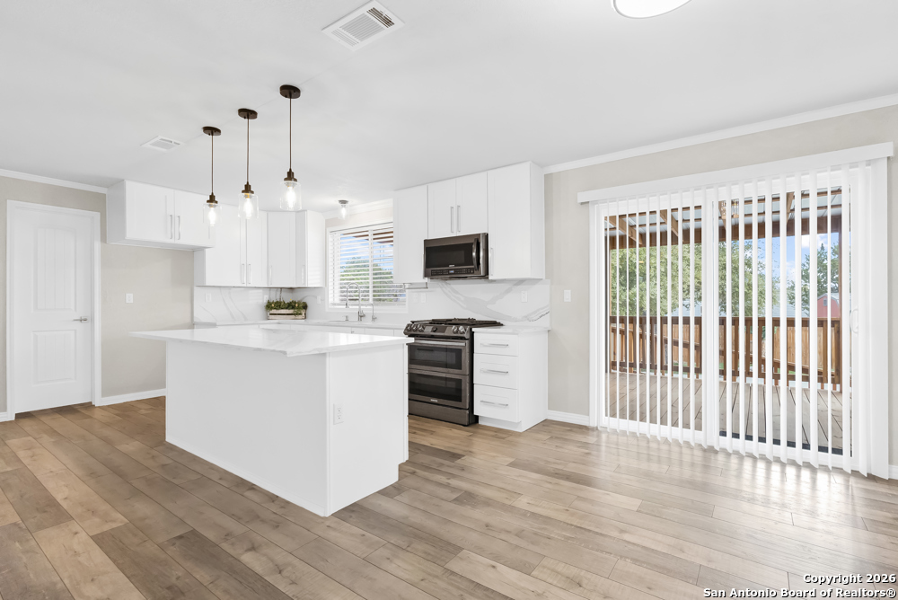 161 Pr 1514 Bandera TX 78003