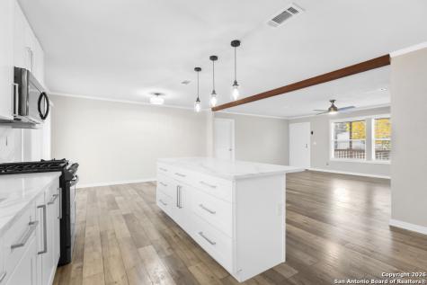 161 Pr 1514 Bandera TX 78003