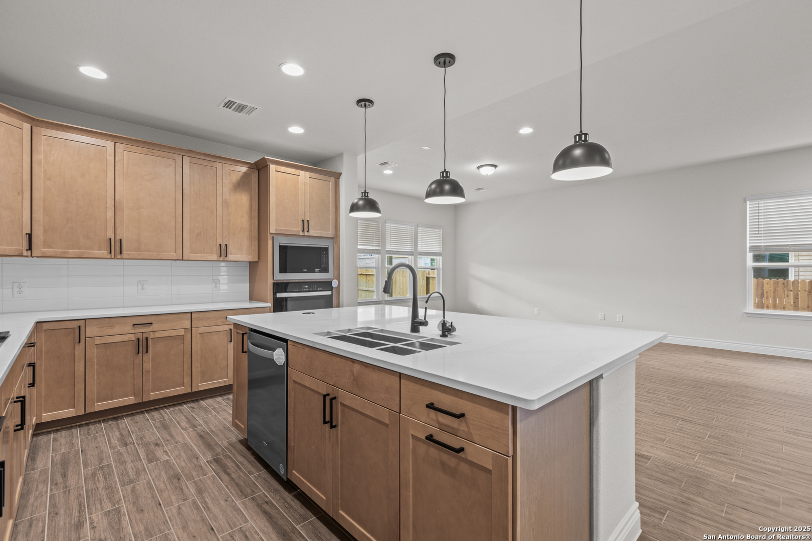 11407 Duano Canyon San Antonio TX 78254