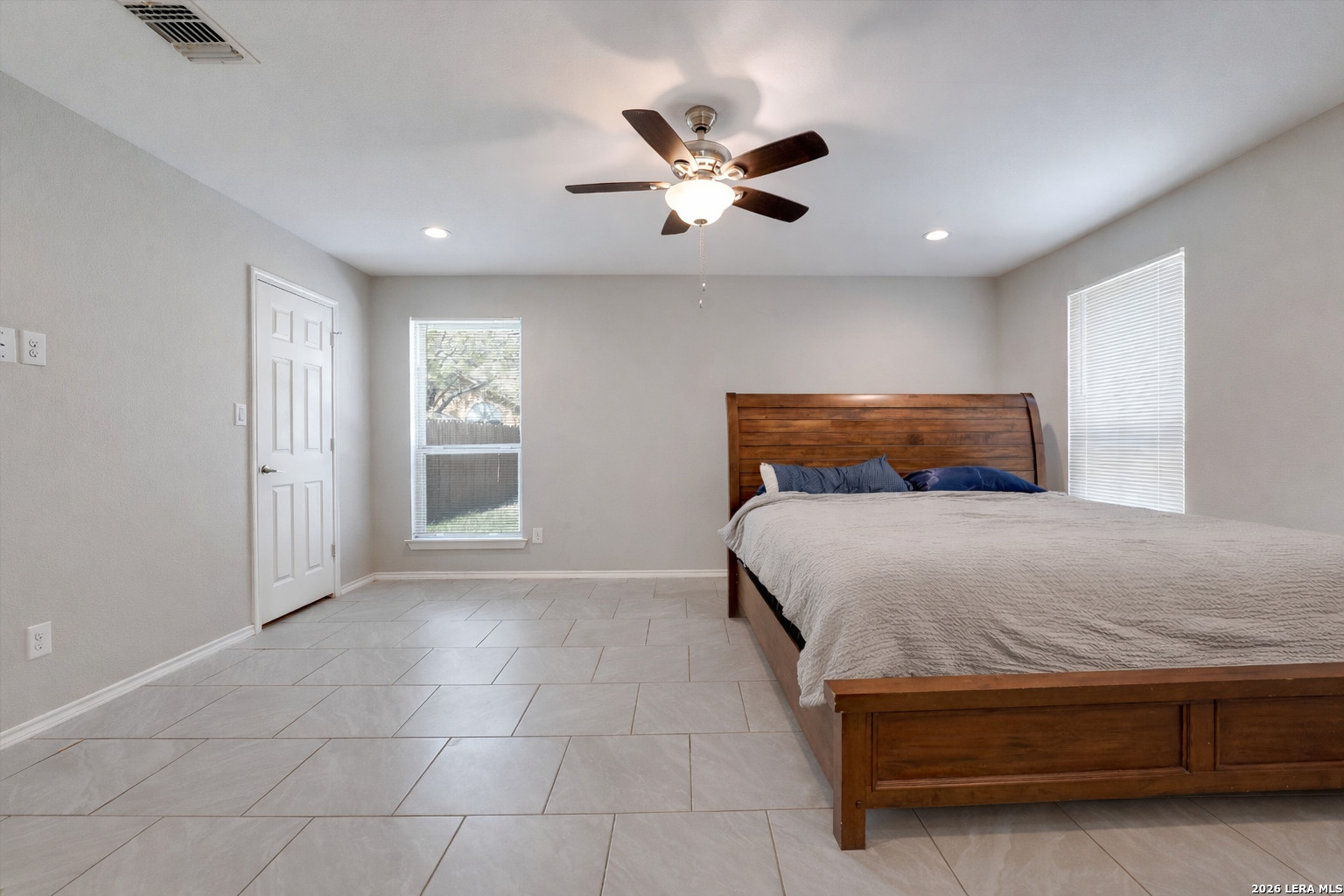 9391 Valley Gate San Antonio TX 78250