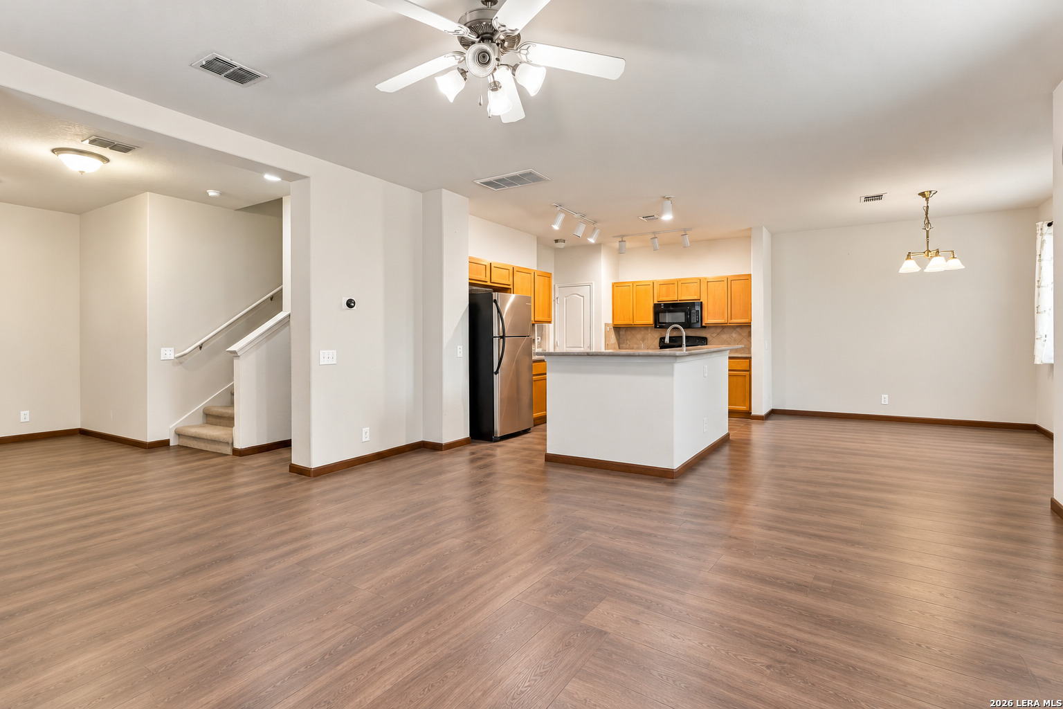6027 Pecan Tree San Antonio TX 78240