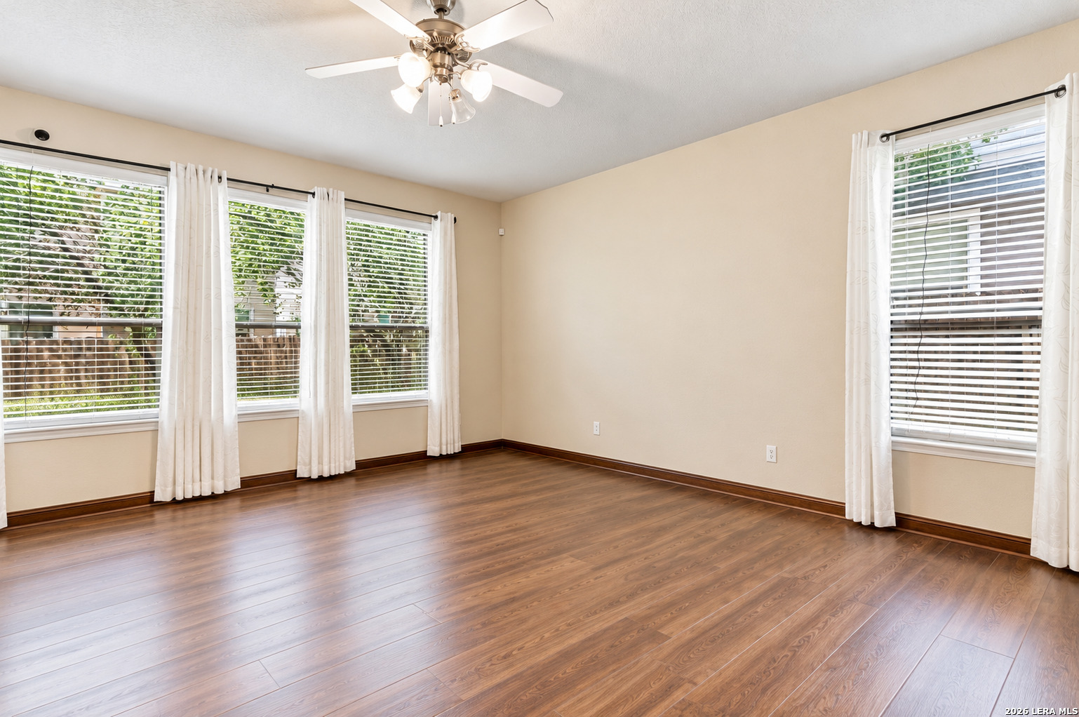 6027 Pecan Tree San Antonio TX 78240