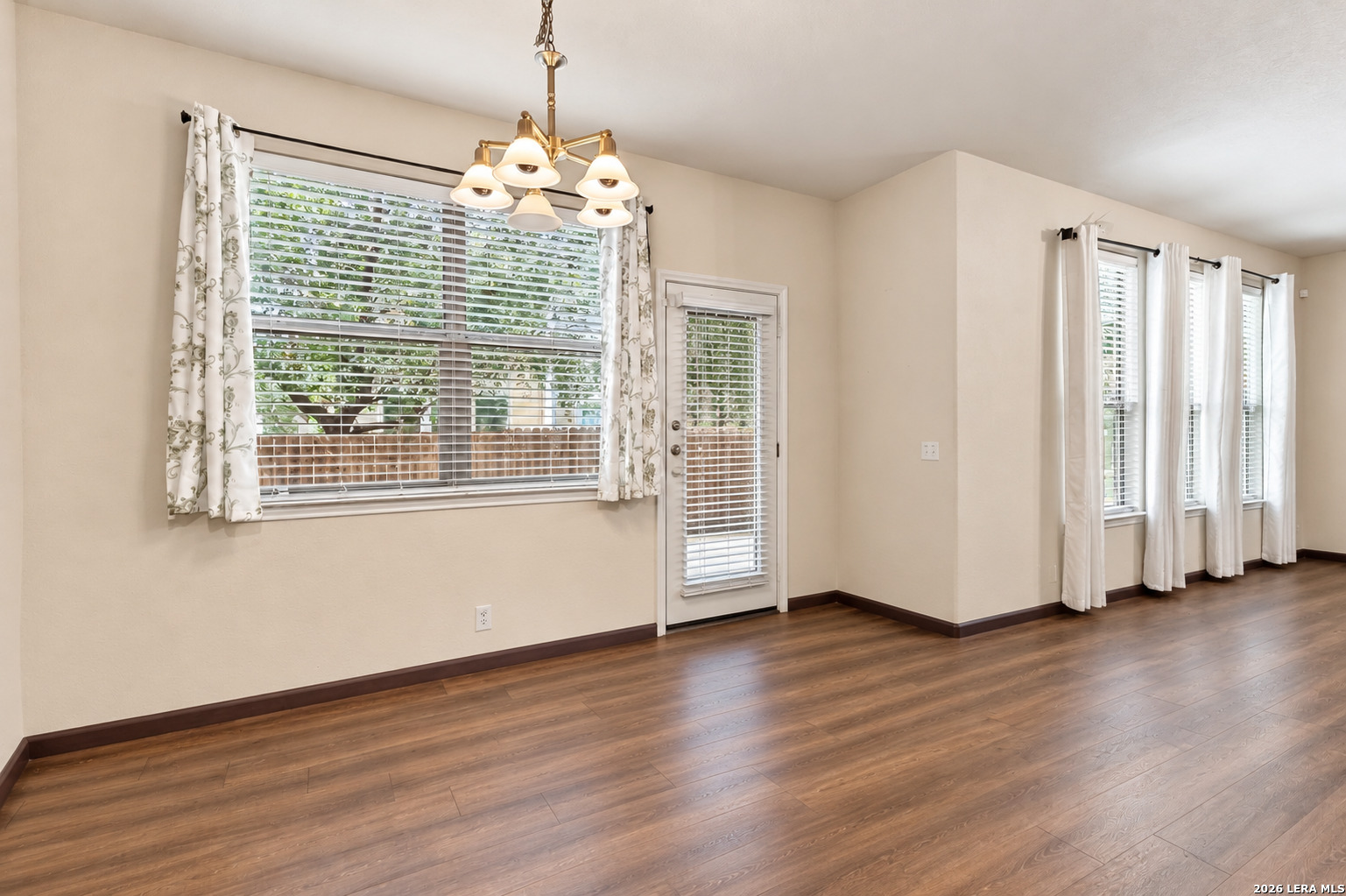 6027 Pecan Tree San Antonio TX 78240