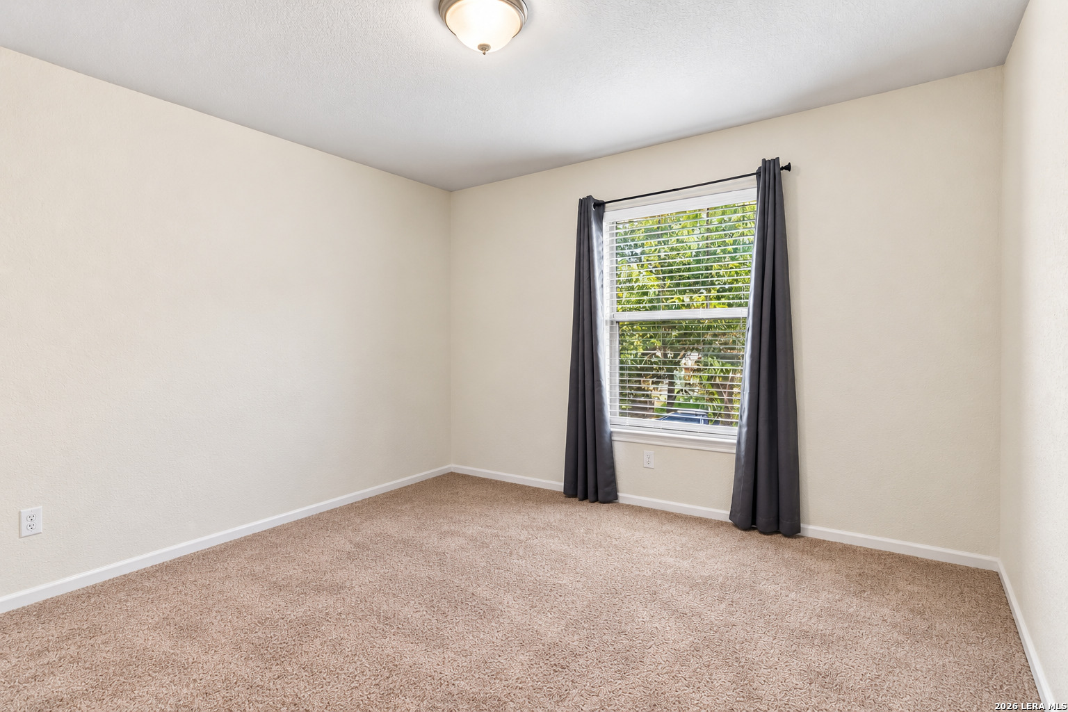 6027 Pecan Tree San Antonio TX 78240