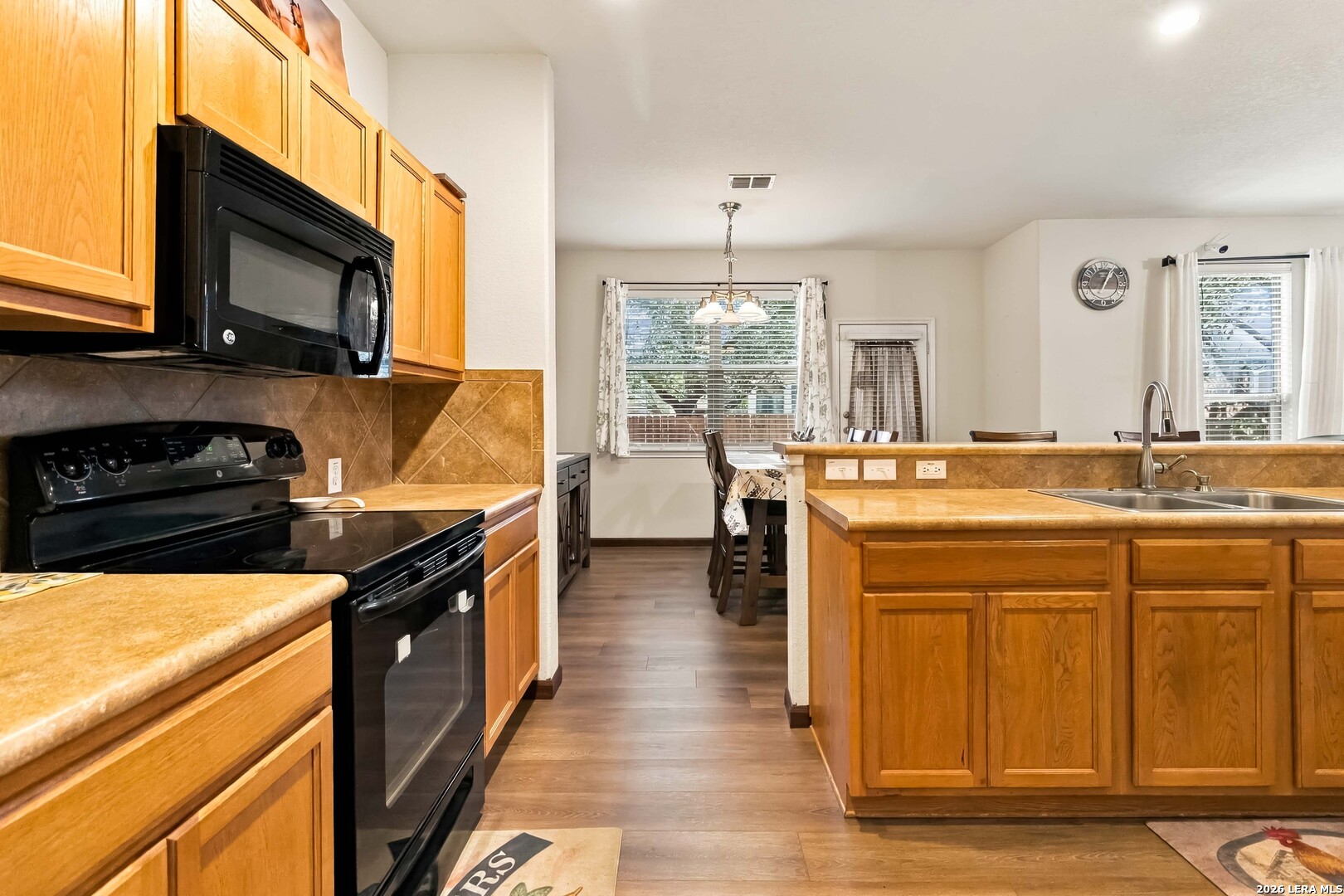 6027 Pecan Tree San Antonio TX 78240