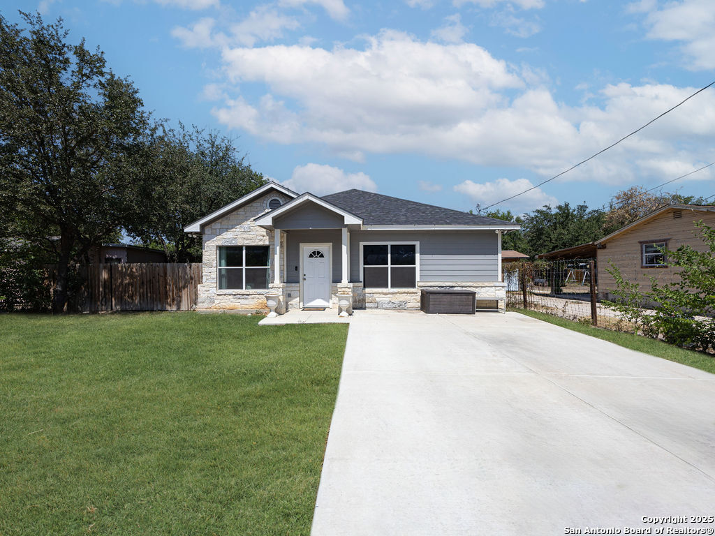 1019 Clovis Place San Antonio TX 78221