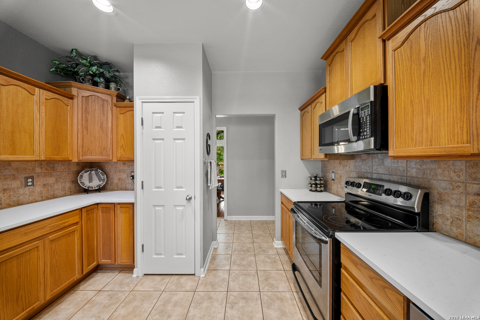 8927 Rushing Winds San Antonio TX 78254