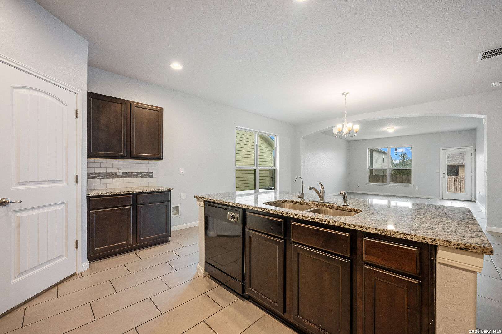 5903 Larkspur Valley San Antonio TX 78218