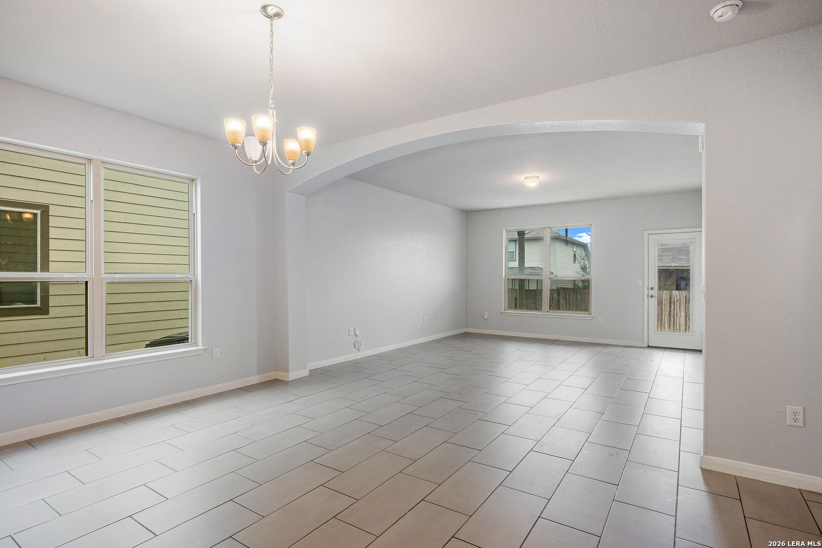 5903 Larkspur Valley San Antonio TX 78218