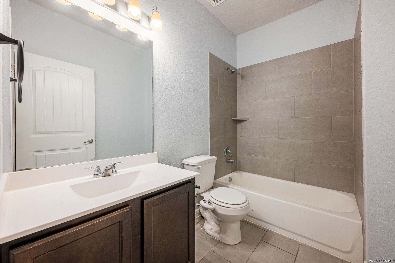 5903 Larkspur Valley San Antonio TX 78218