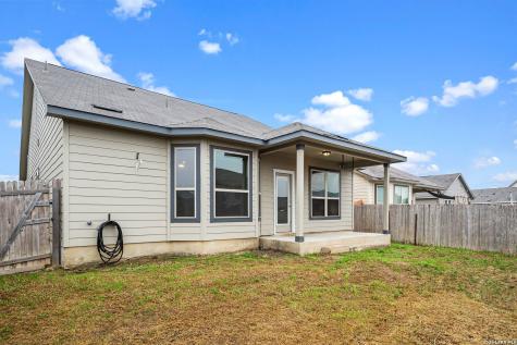 5903 Larkspur Valley San Antonio TX 78218