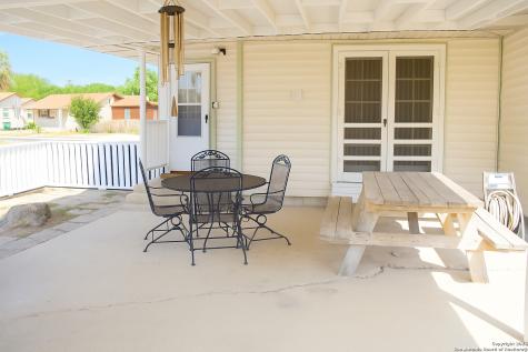 1266 W Elsmere Place San Antonio TX 78201